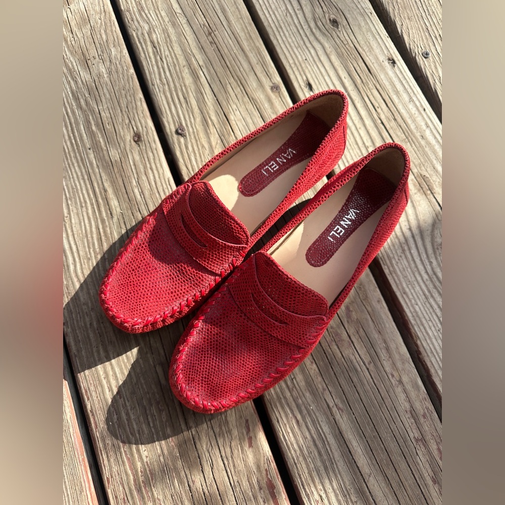 Vaneli Aila Red Driving Loafer/Moccasin, Size 8